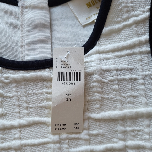 Black and white shift dress, tags still on.  Xs - Picture 2 of 7